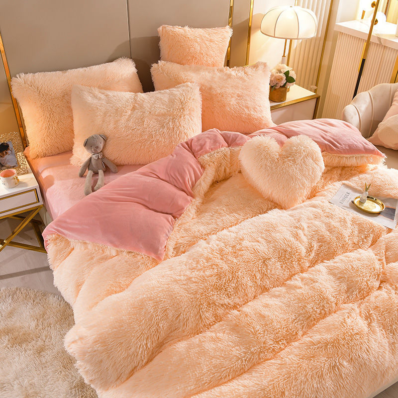 Plush Dreams - 5 Luxuriöse Fleece-Bettwäsche-Sets + Gratis Herz-Kissen